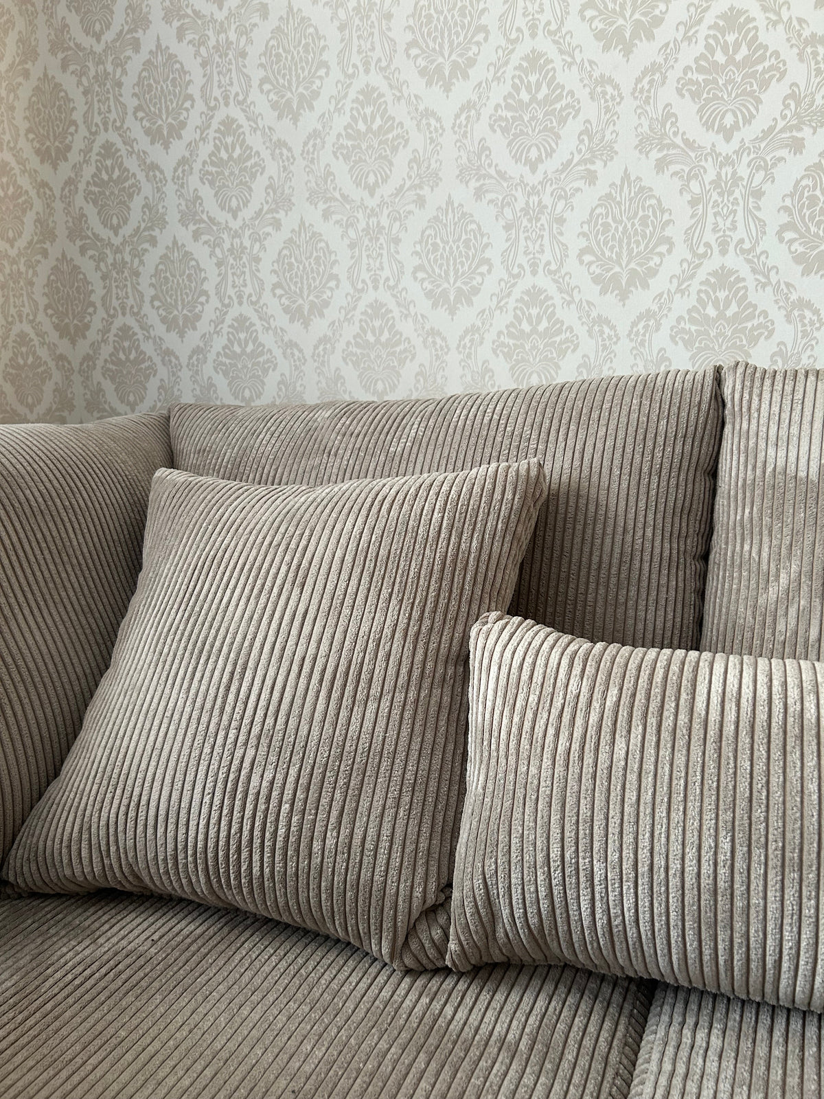Der Stoff POSO 02 - Welche Farbe hat er?
