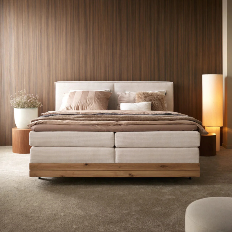 Boxspringbett NEBIA aus massiver Eiche – modernes Bett mit Stauraum, minimalistisches Design - 160x200 cm