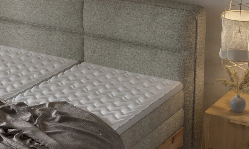 Boxspringbett mit elektrischer Verstellung und 7-Zonen-Matratze
