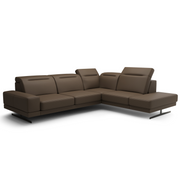 Ecksofa Fiore 265 × 220 cm mit verstellbaren Kopfstützen und T35-Schaum – Echtleder U-16, Toffee Braun