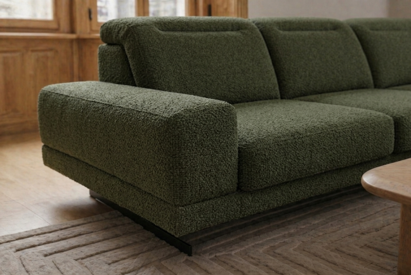 Ecksofa Fiore 265 × 220 cm mit verstellbaren Kopfstützen und T35-Schaum – Stoff Aragon