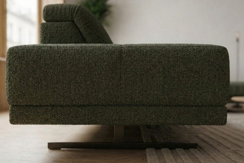 Ecksofa Fiore 265 × 220 cm mit verstellbaren Kopfstützen und T35-Schaum – Stoff Aragon