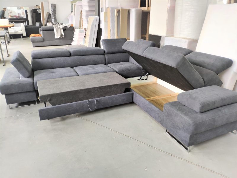 Ecksofa mit Bettkasten
