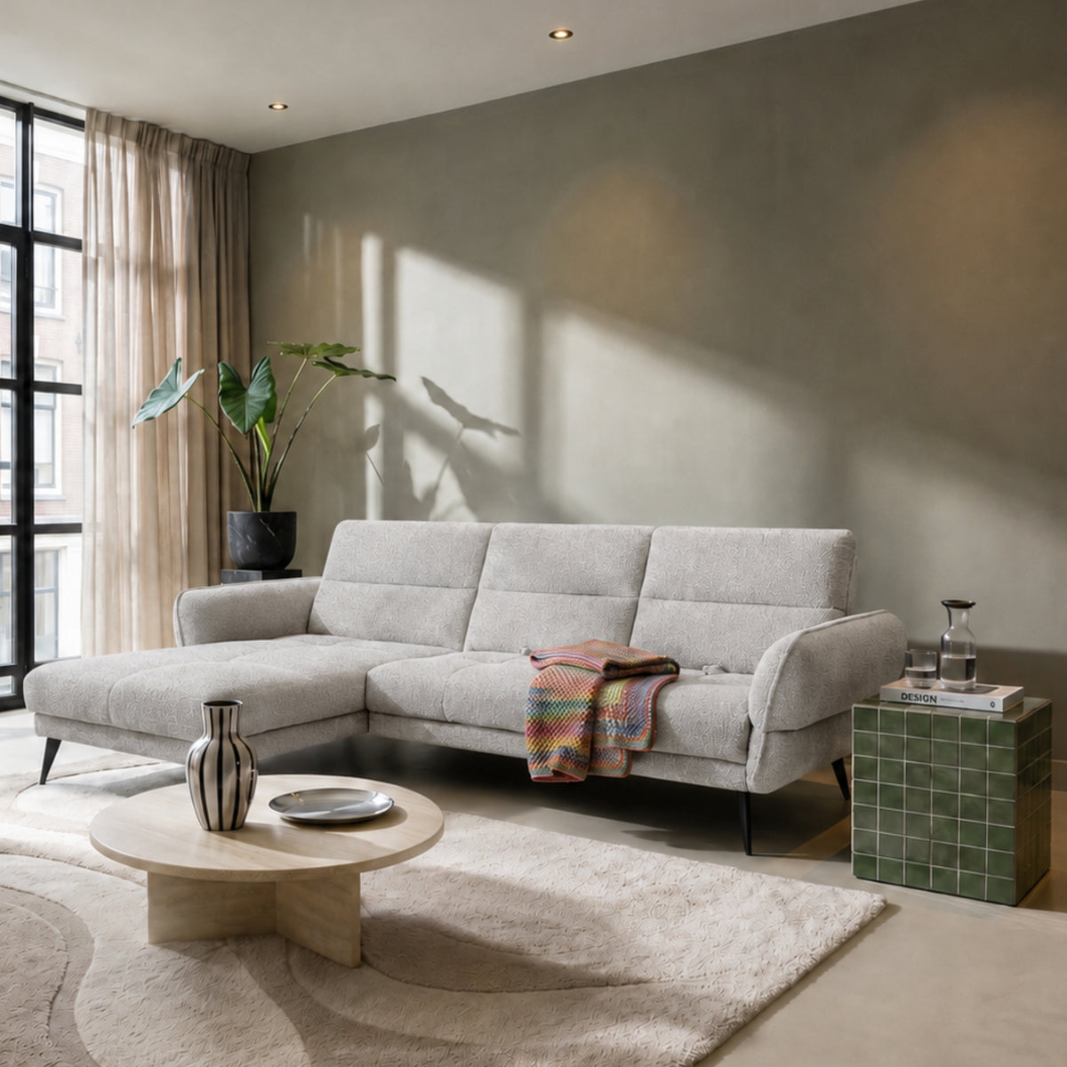 Modernes Ecksofa CAMPINA MINI – verschiebbare Rückenlehne, optional elektrisch 288x170 cm - Hellgrau (Bubble 7)