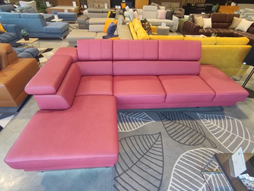 Ecksofa EMPORIO MINI aus Leder 300x180 cm – Ledersofa mit verstellbaren Kopfstützen, modernes Design, verschiedene Fußvarianten, Himbeerrot - Links | Sofort verfügbar