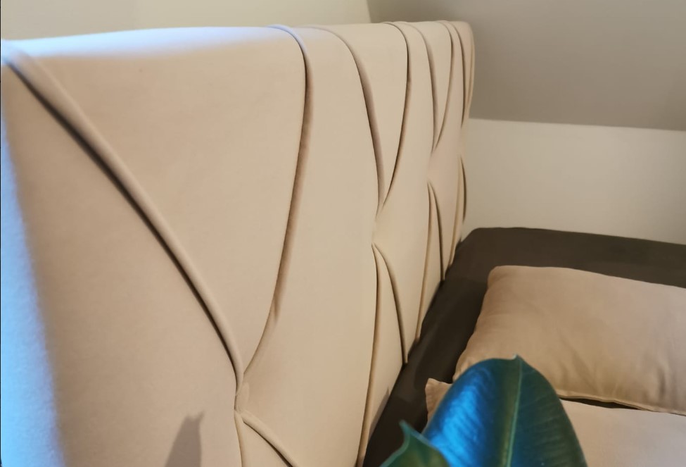 Beige Matt Velvet 08